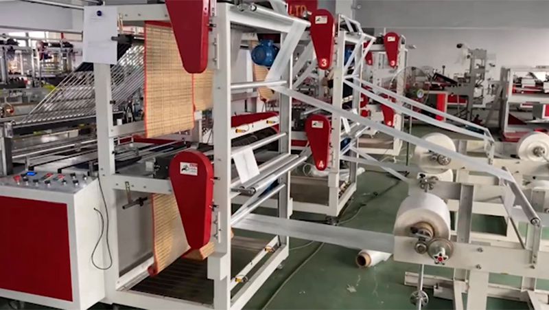 Automatic 4 Lines Cold Cutting Bag Making Machine